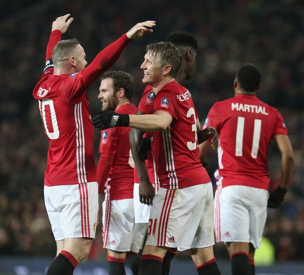 里程碑夜！深圳男篮内部沟通；欧联加时末段刷纪录；压力陡增；球队文化再被提及的简单介绍-kaiyun体育平台